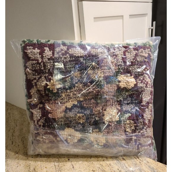 Vintage Wool Hook Handmade Floral Victorian Pillow 17x15" Red Pink Blue Green - Picture 12 of 12